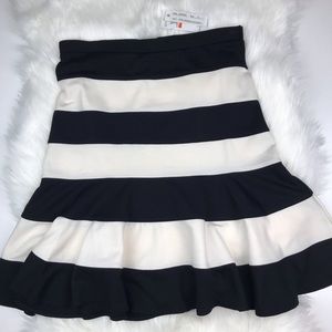 Spense Striped Black Beige Trumpet Skirt Small
